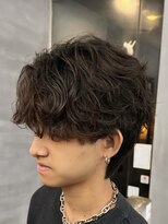 バース バイ ハピネス(BIRTH by happiness)&nbsp;フェザーパーマセンターパートニュアンスパーマ