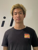 イリ 梅田(ili)&nbsp;スパイキーショート/ハイトーンベージュ/ブロンド/短髪/束感