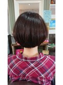 コロンと可愛いシルエットのショートボブスタイル♪