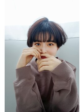 エワル(e'walu) 大人かわいい 暗髪マッシュショート ショートへア♪