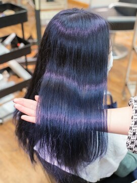 フィッツコア(FITS CORE) 髪質改善とネイビーブルー