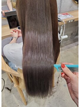 ガーデン オオタカノモリ(garden otakanomori) 赤みなし艶カラー前髪×髪質改善レブリトリートメントロングヘア