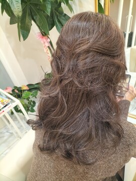 ヘアプロデュース ワイ(hairproduce y) レイヤーカット
