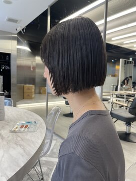 ゼスト 八王子店(ZEST) 頭を小さく見せる小顔カット【栗原勇介】