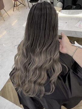 リアン 上尾店(Rien) 韓国風 レイヤーカット[ホワイトベージュライトブルー]上尾/韓国