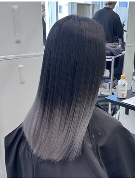 アライブ ハラジュク(ALIVE harajuku) 【ALIVE 夕貴】シルバーグラデーションカラー♪