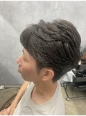 大人の色気◎ナチュラル動きのあるメンズパーマ♪