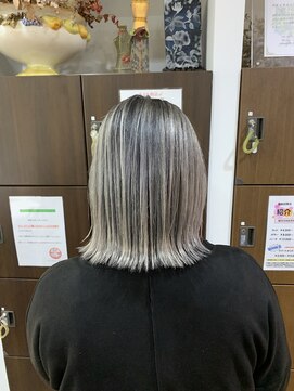 ヘアークリアー 草加 【草加】白髪ぼかしバレイヤージュ