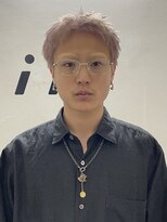 イリ 梅田(ili)&nbsp;ダウンバング/センターパート/ミルクティーベージュ/ブリーチ