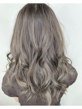 トリニティ(trinity) グレージュ☆バレイヤージュカラー