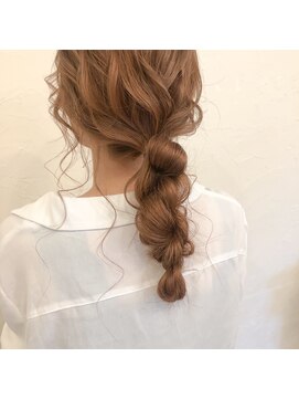 ヘアメイクアンドセットサロン リッコ(Hair make&set salon Ricco) カジュアルアレンジ ネジパン
