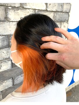 ラヴィエール(LAVIERE by R-EVOLUT) さり気ないお洒落イヤリングカラー　アプリコット　店長　柿本