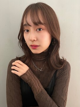 アイヴィ 表参道(IVY) 大人くびれミディアム【肥田亜沙美】