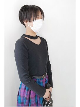 ゴーズゴードットビー 吉祥寺(go s go .b) ナチュラルモードな刈り上げラインショート【吉祥寺】