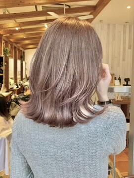 リード バイ ラグーン(LEAD by LAGOON) バレイヤージュハイライトグラデーショングレージュミルクティ