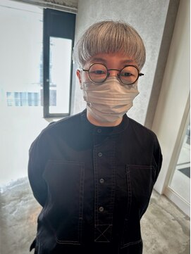 イトシテ グレーヘア×マッシュショート【担当　ジン　トモヒト】