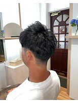 スピカ(Spica)&nbsp;ツーブロックモヒカンスタイル