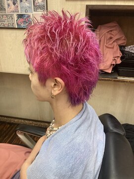 コダマ 大泉学園店(KODAMA) スパイキーショート、Wカラー、ピンクヘア、