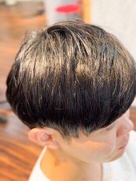 アトリエアルシュ(atelier ARCHE) 神戸 自然なメンズ縮毛矯正 柔らかいマッシュスタイル