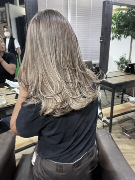 アルカナ 明治神宮前原宿(ARCANA) 切りっぱなしボブ エアリーロング 美髪 ピンクブラウン