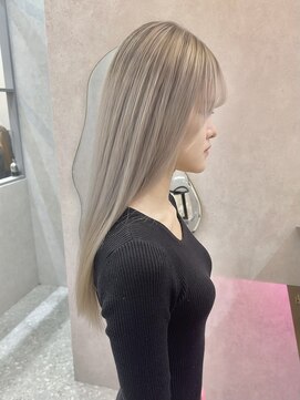 ロンド レア 天神大名店(Lond Le’a) 天神大名ダブルカラーケアブリーチハイトーンシャドールーツ