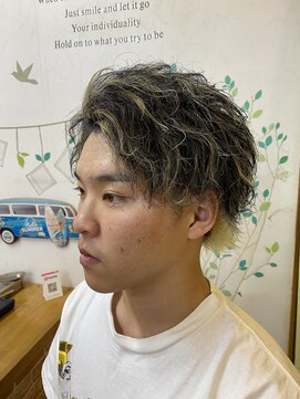 エクリュ(eKuryu) 波打ちウエーブスモークイエロー