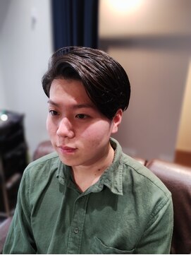 トレバー(Trever) ハーフアップかき上げスタイル