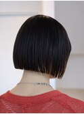 首元スッキリ◎顎ラインぷつっとボブ