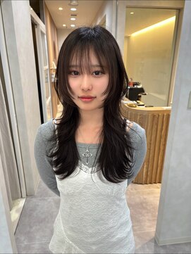 ジル(JiLL.) 艶髪ロングウルフスタイル【広島/本通】