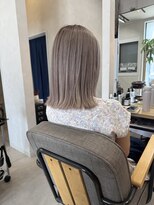 エモ(emo)&nbsp;ミルクティーグレージュ