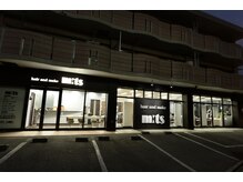 ミーツ 牧港店(mits)の雰囲気（広々駐車場10台完備☆）