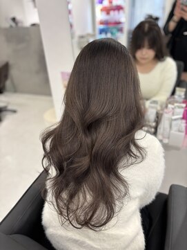 ハピネス 梅田茶屋町店(HAPPINESS) チャコールグレー グレージュ レイヤーカット くびれヘア 艶髪