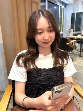 くびれヘア×くすみベージュ♪  