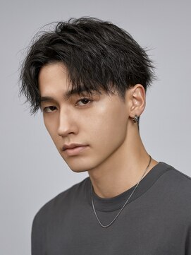 Hale hair salonメンズサロン/メンズカット/メンズパーマ/髪質改善/たまプラーザ Hale波巻きツイストスパイラルパーマ刈り上げセンターパート