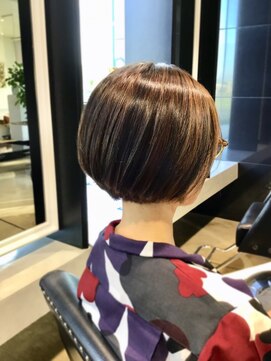 ヴォージュアーム(VOGES ame) 【ＶＯＧＥＳ】ハイライト＋ローライト→ショートボブ