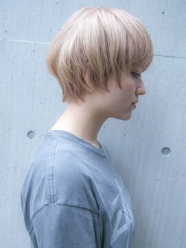 ルティア(Lutia) ハイトーンでもかわいいマッシュショート