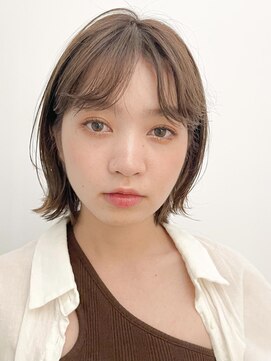 ネオリーブアイム 横浜西口店(Neolive aim) センターパート ウエットスタイリング 外ハネボブ