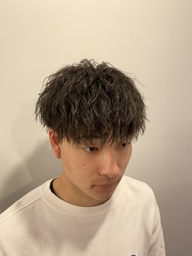 トゥーユー(to you...) ツイストパーマ[刈り上げショート/ツーブロック/ダウンスタイル]