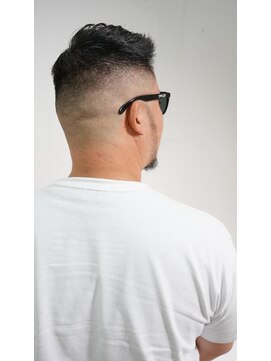 ワンワンオー バーバーショップ 博多店(@110 BARBER SHOP) クロップアップバング