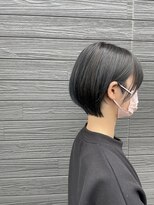 琉月 枝松店&nbsp;ブルーブラック×ショートボブ