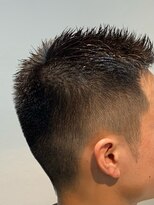 クローバー(CLOVER)&nbsp;心斎橋　小林広明　ショート　ベリーショート