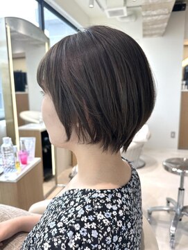 コンティロミー(CONTI ROMMY.) 大人可愛い◎柔らかい◎襟足◎【シンプルショート】