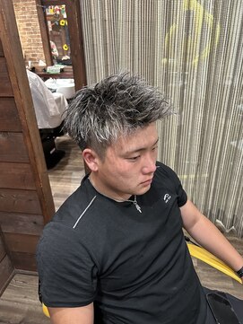 ラボーテイサミヘアーイースト(La.beaut'e ISAMI HAIR EAST) MEN’S HAIRハイライトマッシュパーマ〈理容室〉東浦和メンズ