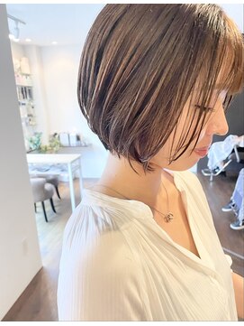 スヌーズ(snooze) 丸みショートボブ