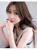 ハネミディアムインナーカラー小顔ウルフカット