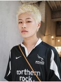 短髪ブロンドスパイキーショート_ba480852