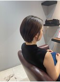 秋から冬にかけて少しトーンダウンカラー