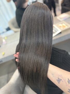 ラビス 浦和(Lovis) 似合わせカット/メルティカラー/韓国ウェーブ