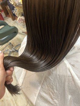 ペリドット(peridot)の写真/お客様に合わせた薬剤でシルクのようなストレートヘアへ＊うねりやクセが気になる方はご相談ください◎