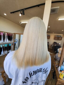 ミラシィ 成田(Mirashy) ハイライトカラーミルクティーベージュレイヤーカット